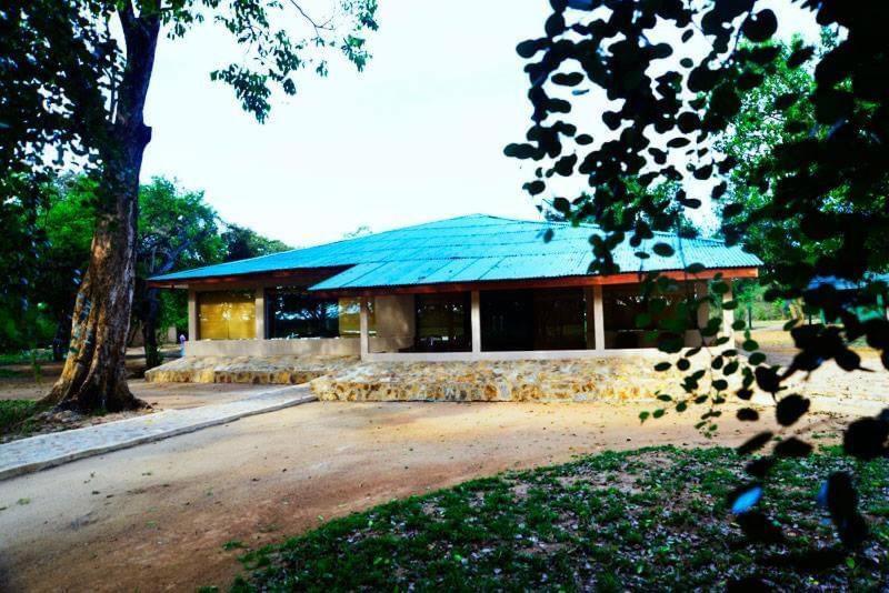 Crocodile Park Bungalow Kataragama Buitenkant foto